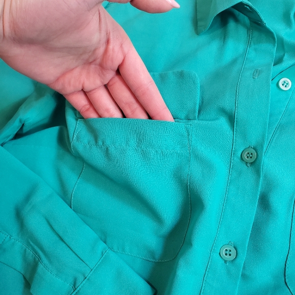 Turqoise Button-Up Top - Picture 5 of 10
